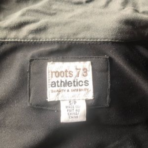 3for$20 Roots 73 Athletics Black Full Zip Jacket - Picture 6 of 6